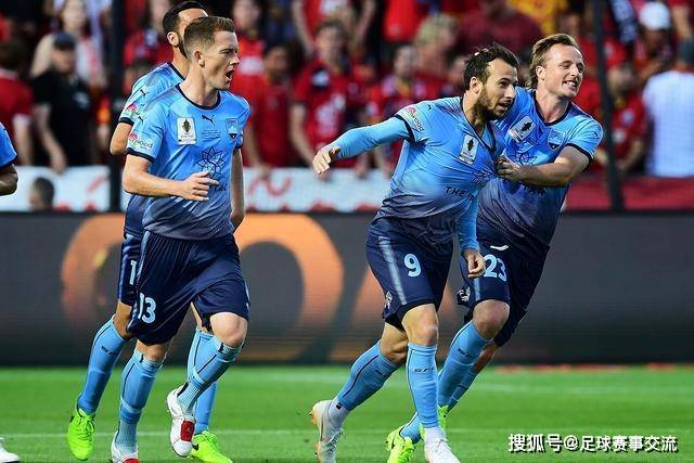 汤普森买断加盟热火，豪华首发阵容成形